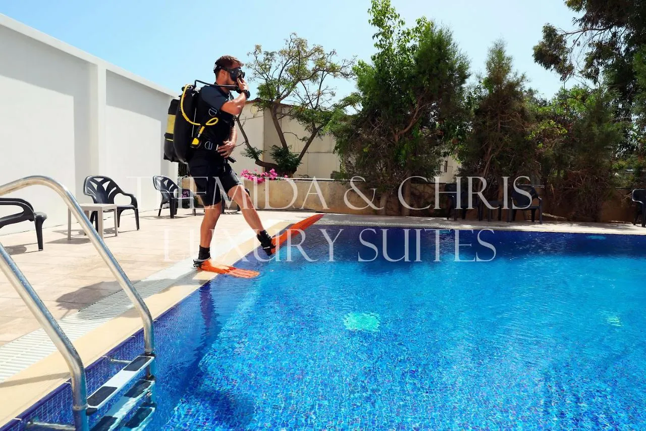 Apartment Luxury Penthouse 1Br-Seafront-Seasonal Pool-Central Larnaca